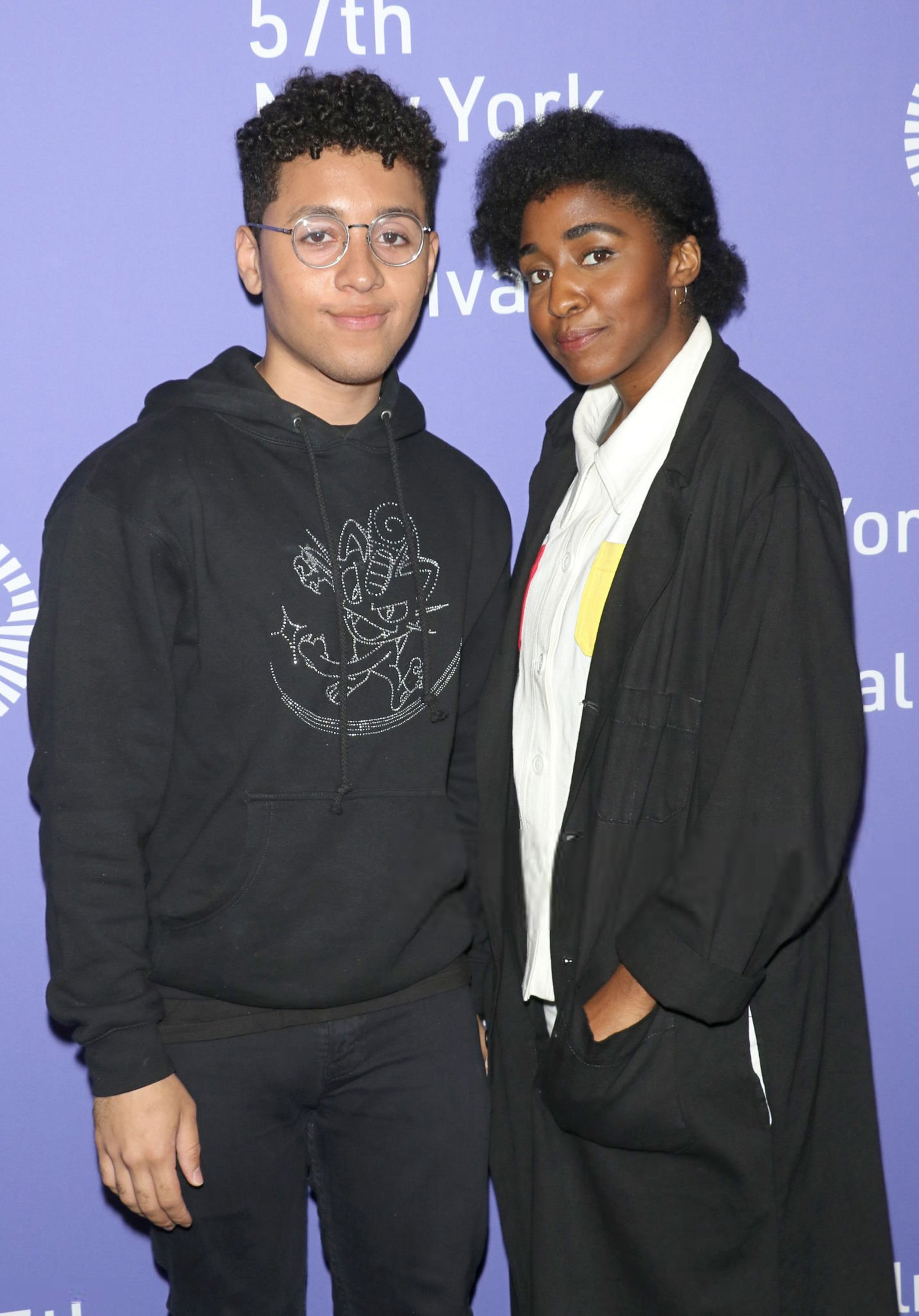 57thnyff-uncutgems-arrivals002.jpg 57thnyff-uncutgems-arrivals002.jpg