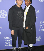 Filename=57thnyff-uncutgems-arrivals001.jpg
Filesize=472KiB
Dimensions=1920x3000
Date added=Jan 01, 2026 57thnyff-uncutgems-arrivals001.jpg
