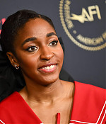 afiawards-arrivals006.jpg