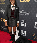 Filename=28thcriticschoice-arrivals007.jpg
Filesize=346KiB
Dimensions=2000x3000
Date added=Dec 25, 2025 28thcriticschoice-arrivals007.jpg