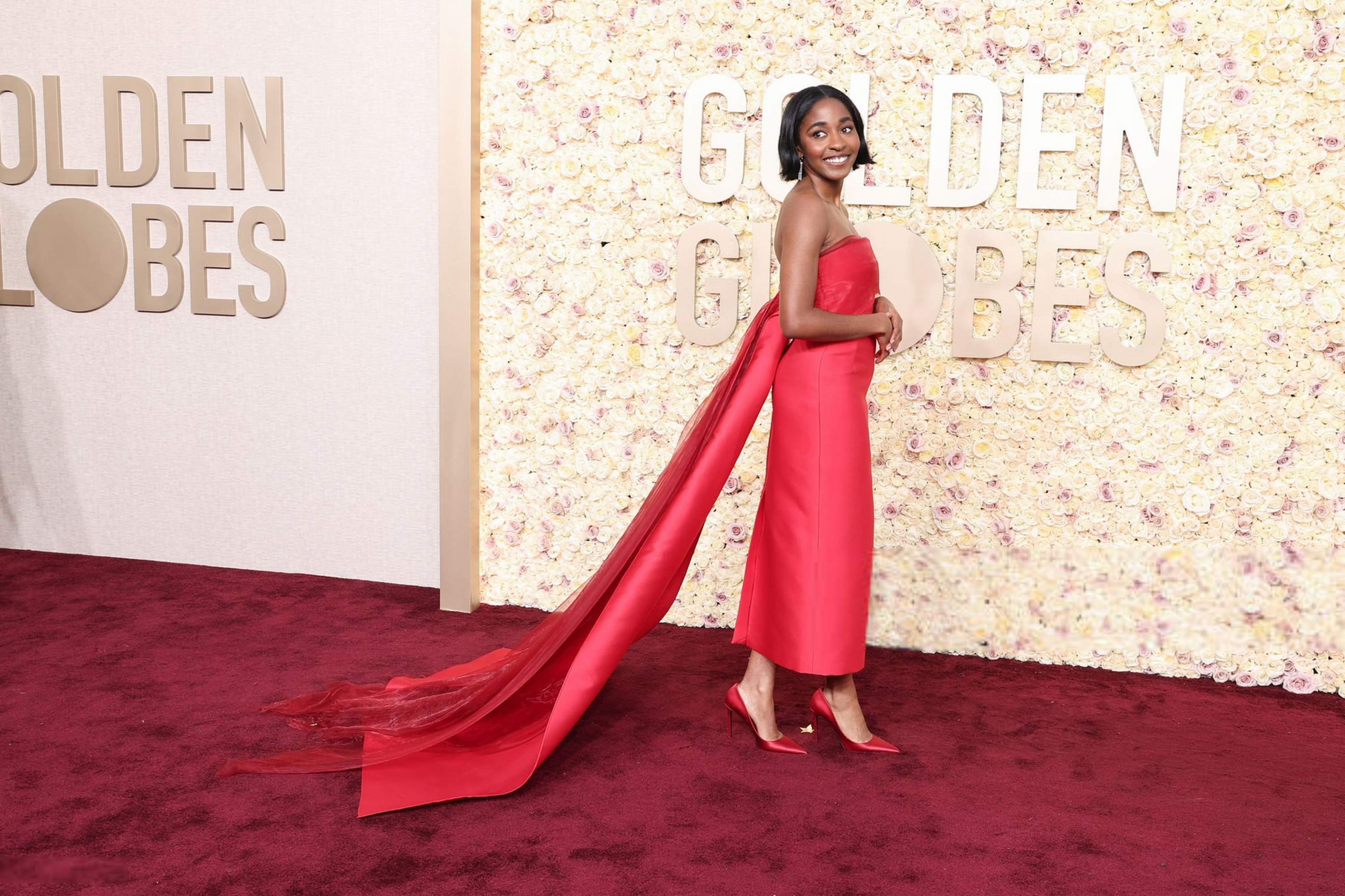 81stgoldenglobes-arrivals014.jpg 81stgoldenglobes-arrivals014.jpg
