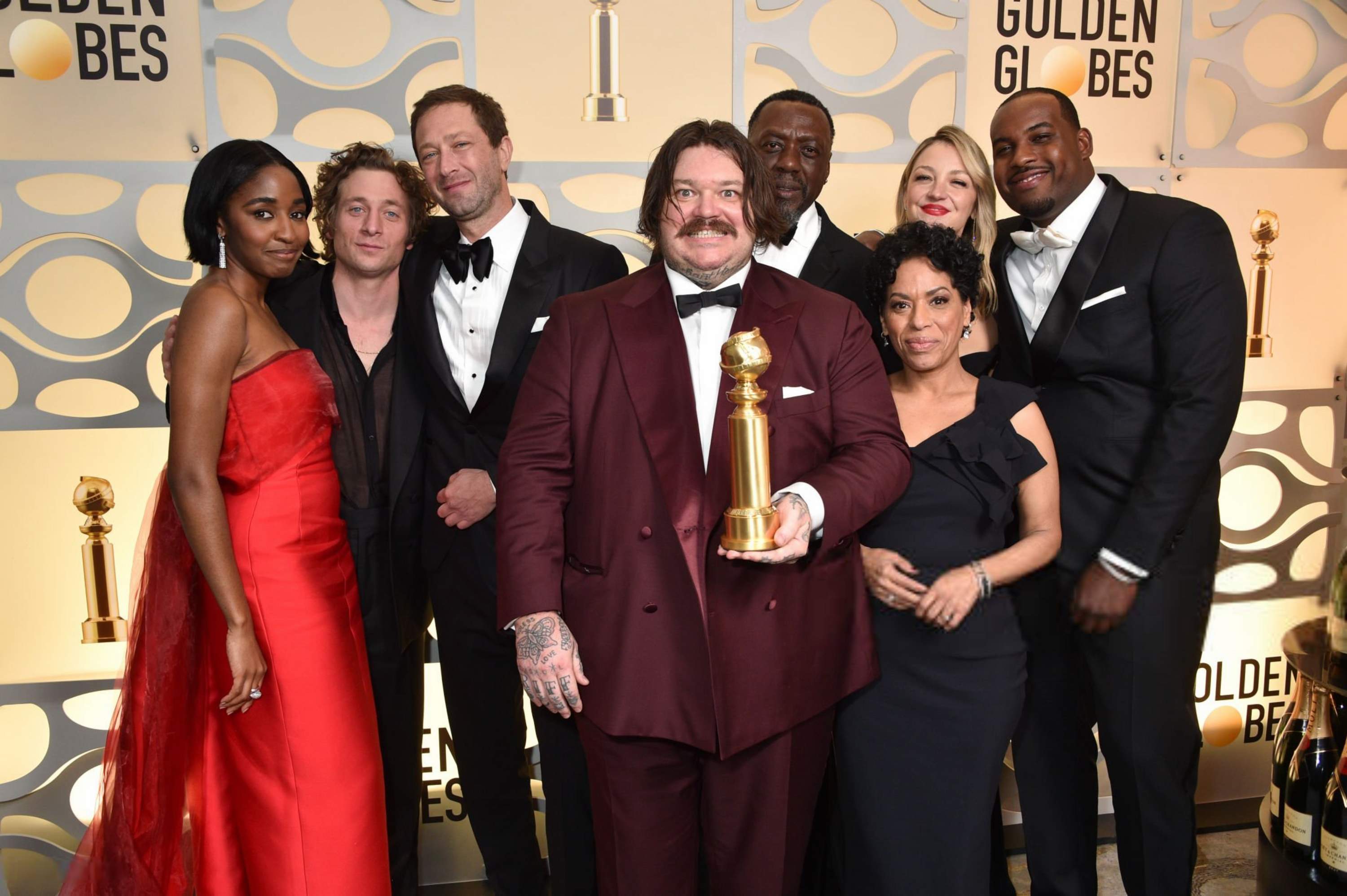 81stgoldenglobes-backstagemoet007.jpg