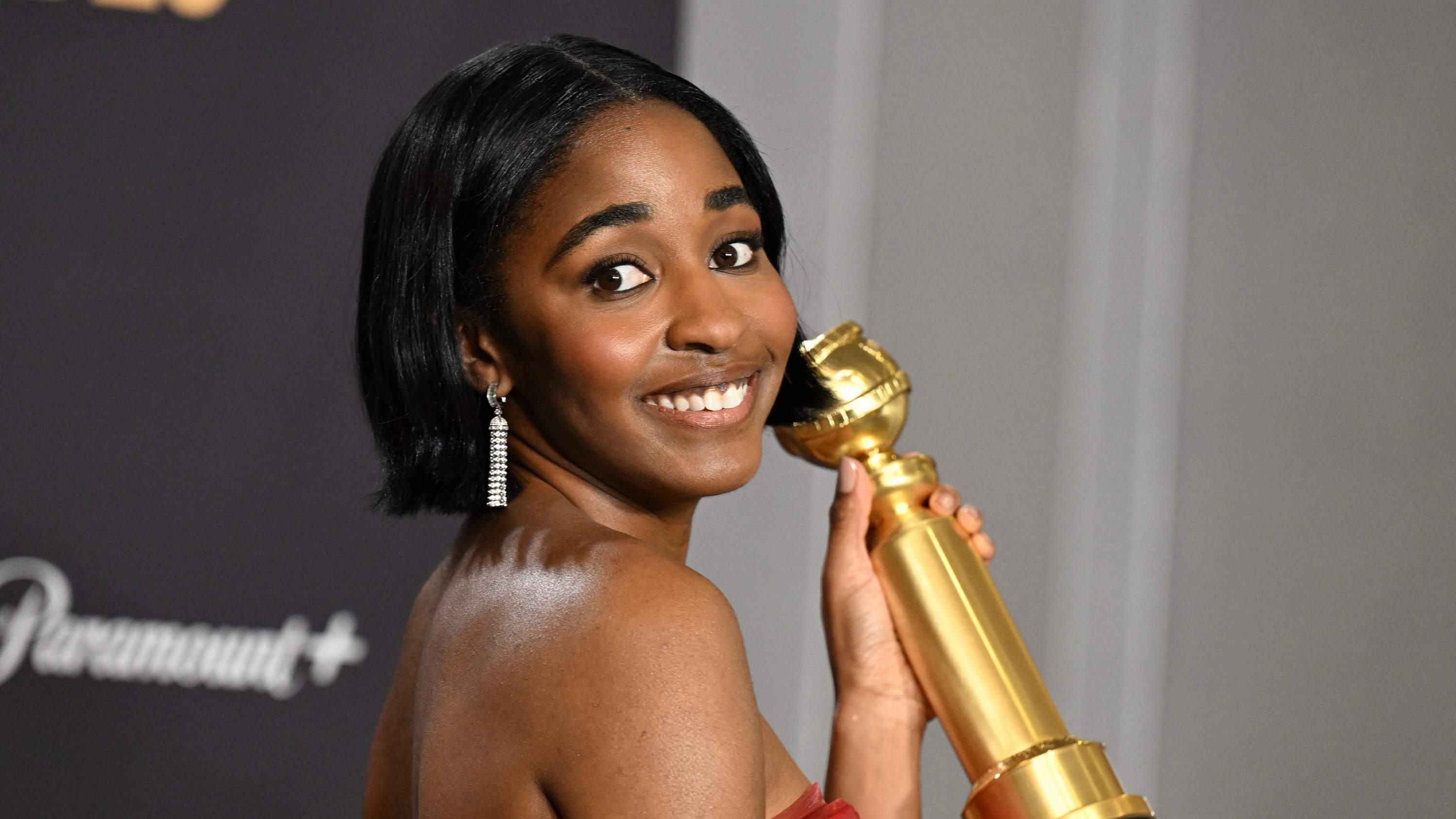 81stgoldenglobes-pressroom003.jpg 81stgoldenglobes-pressroom003.jpg