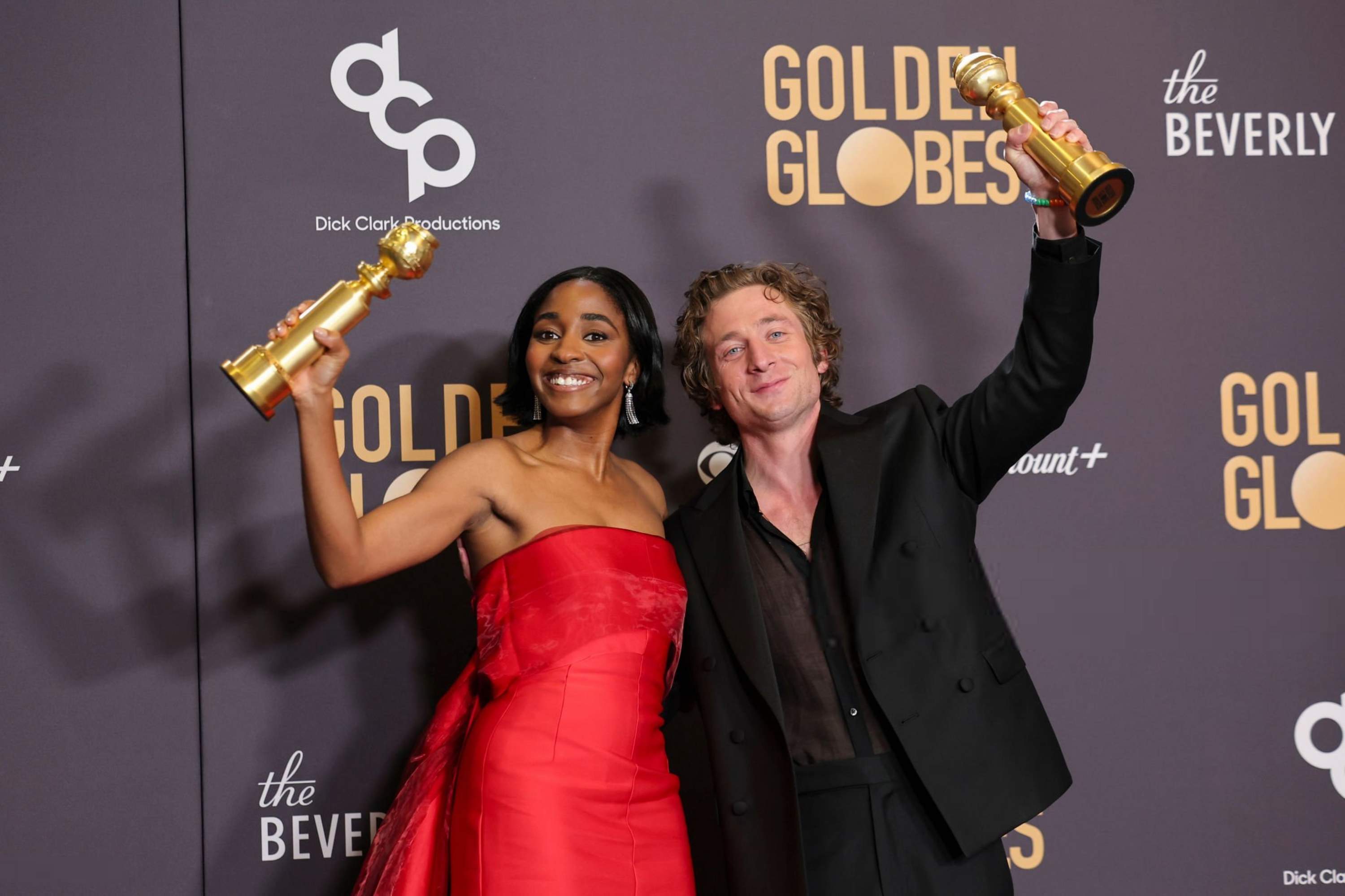 81stgoldenglobes-pressroom042.jpg
