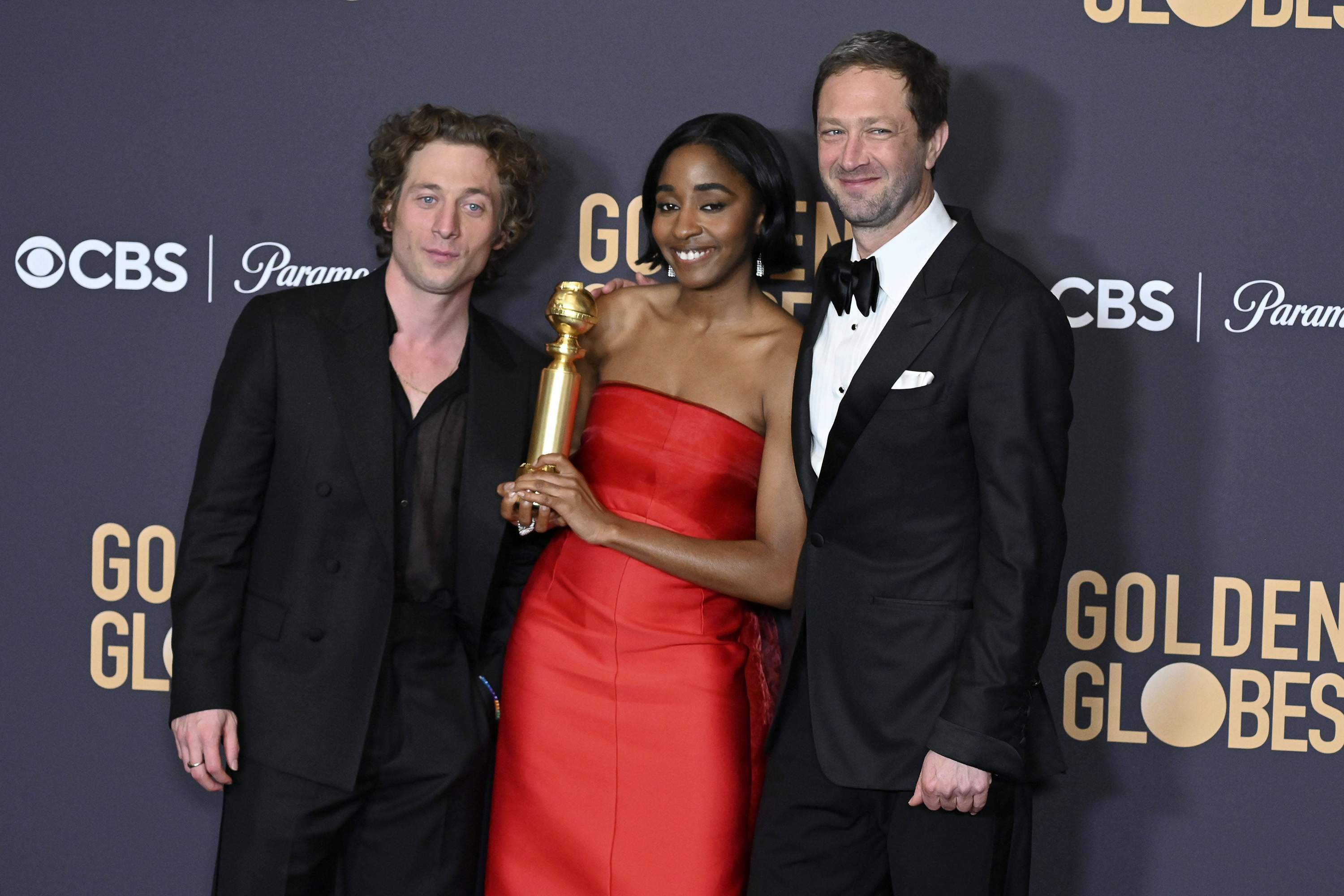 81stgoldenglobes-pressroom213.jpg 81stgoldenglobes-pressroom213.jpg