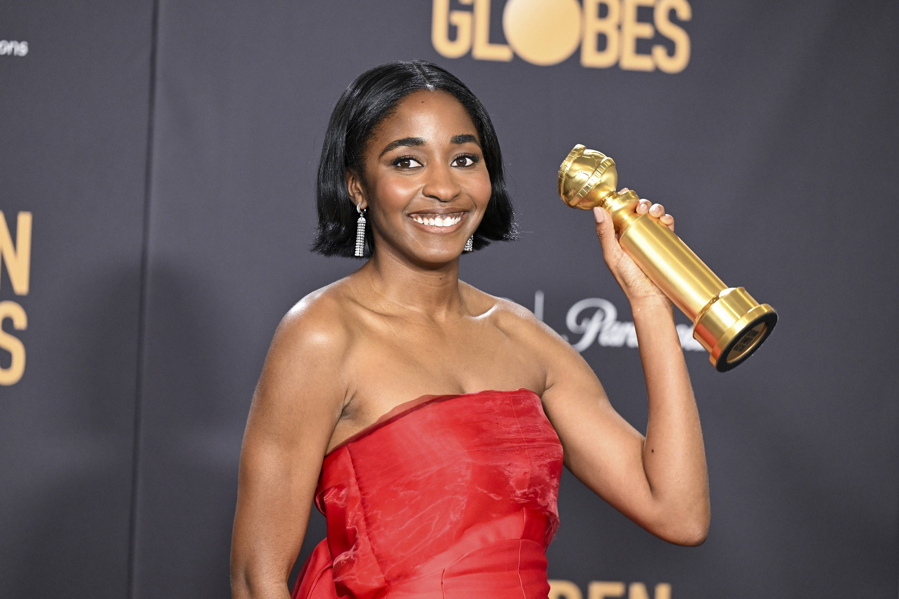 81stgoldenglobes-pressroom217.jpg