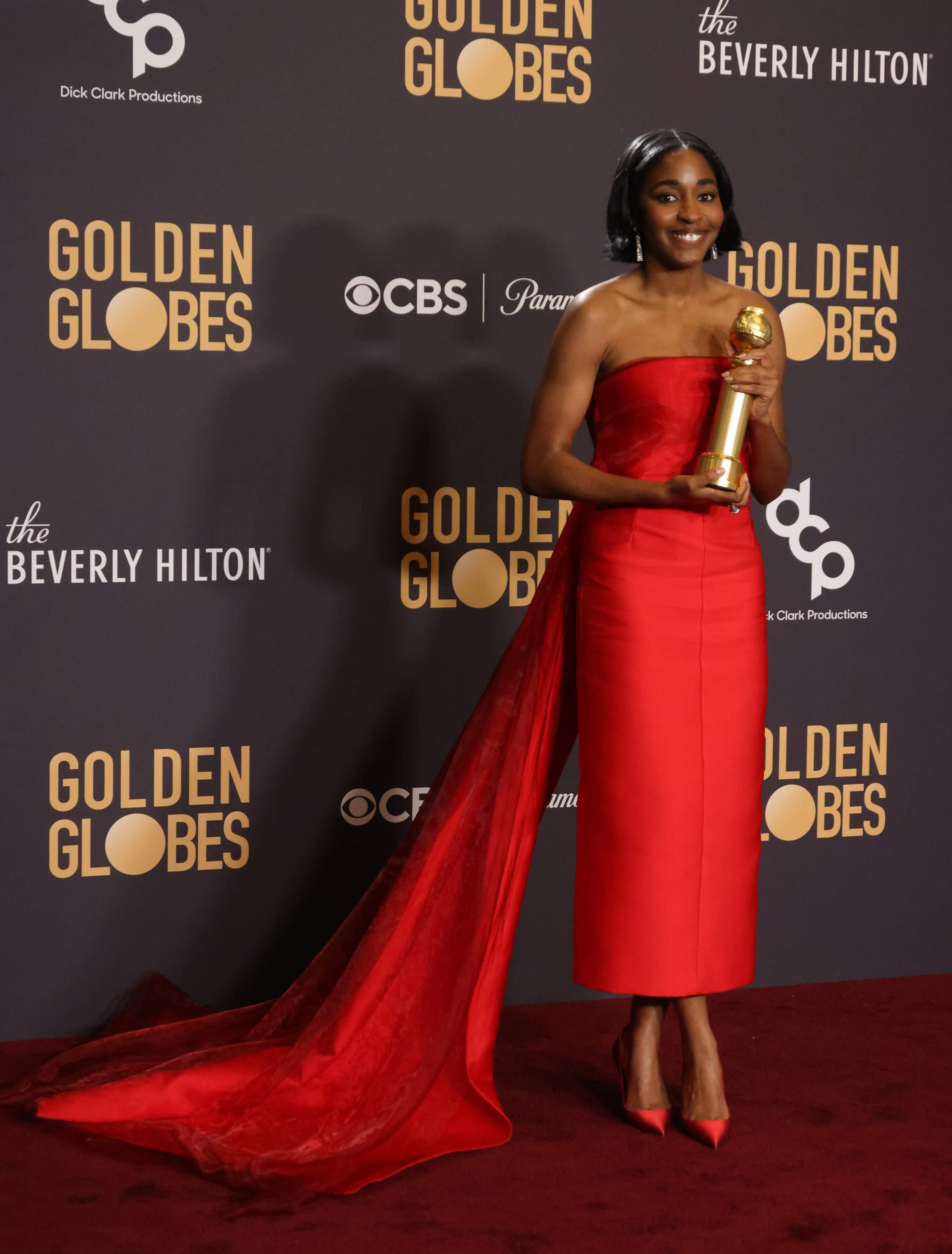 81stgoldenglobes-pressroom307.jpg 81stgoldenglobes-pressroom307.jpg