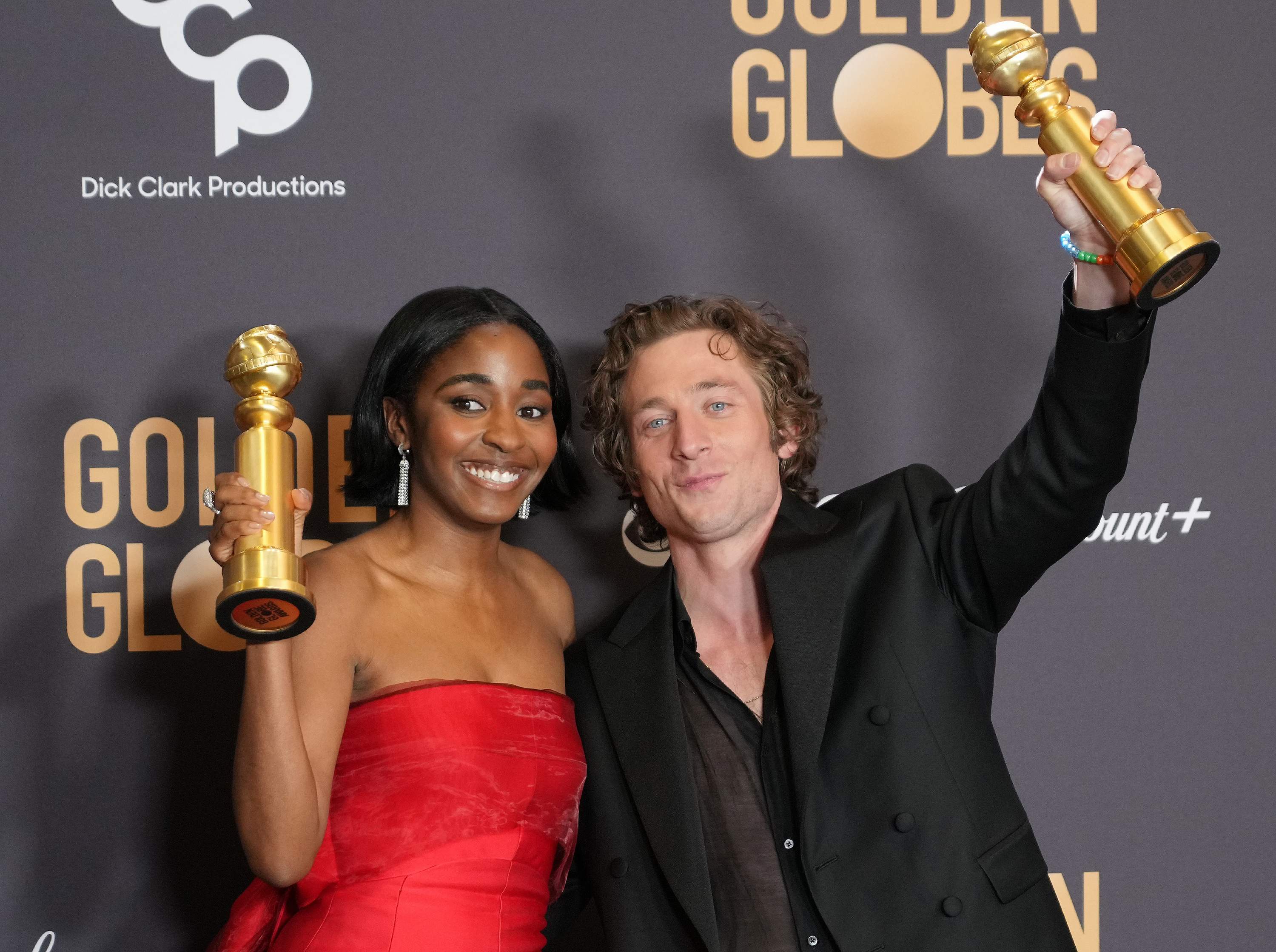 81stgoldenglobes-pressroom327.jpg 81stgoldenglobes-pressroom327.jpg