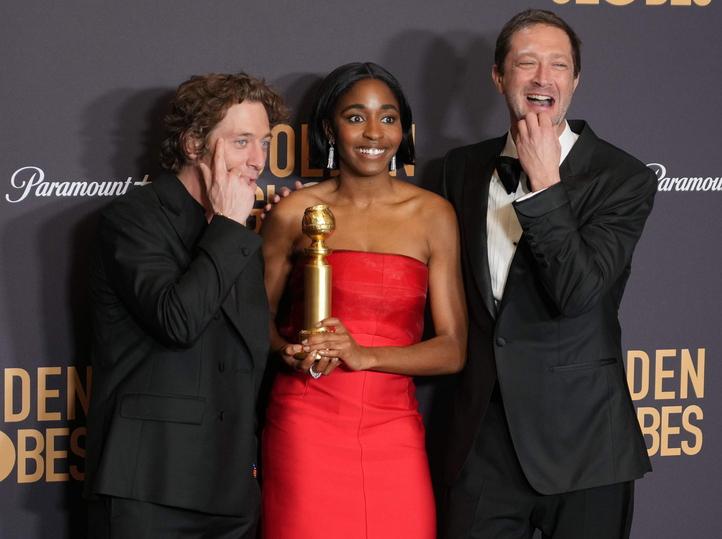 81stgoldenglobes-pressroom350.jpg 81stgoldenglobes-pressroom350.jpg
