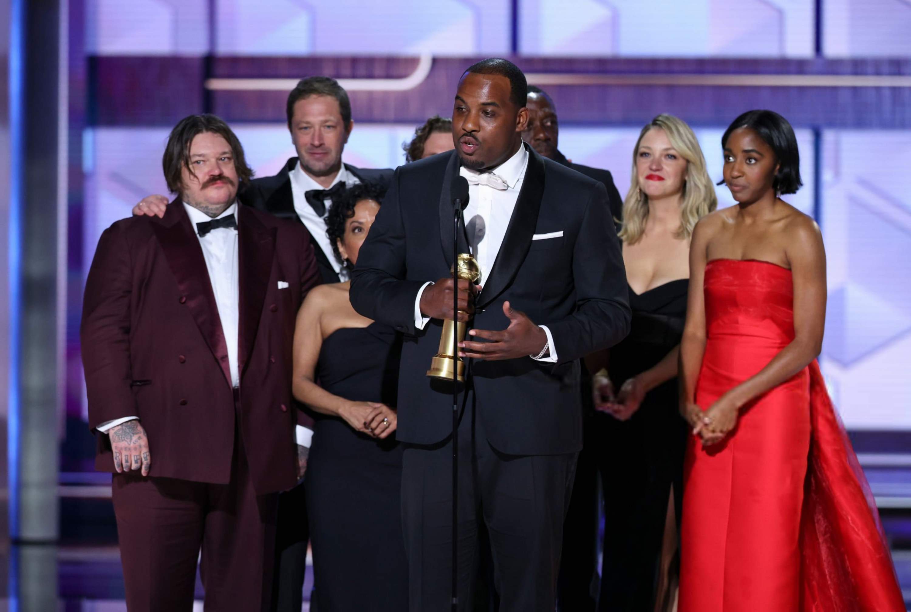 81stgoldenglobes-show016.jpg
