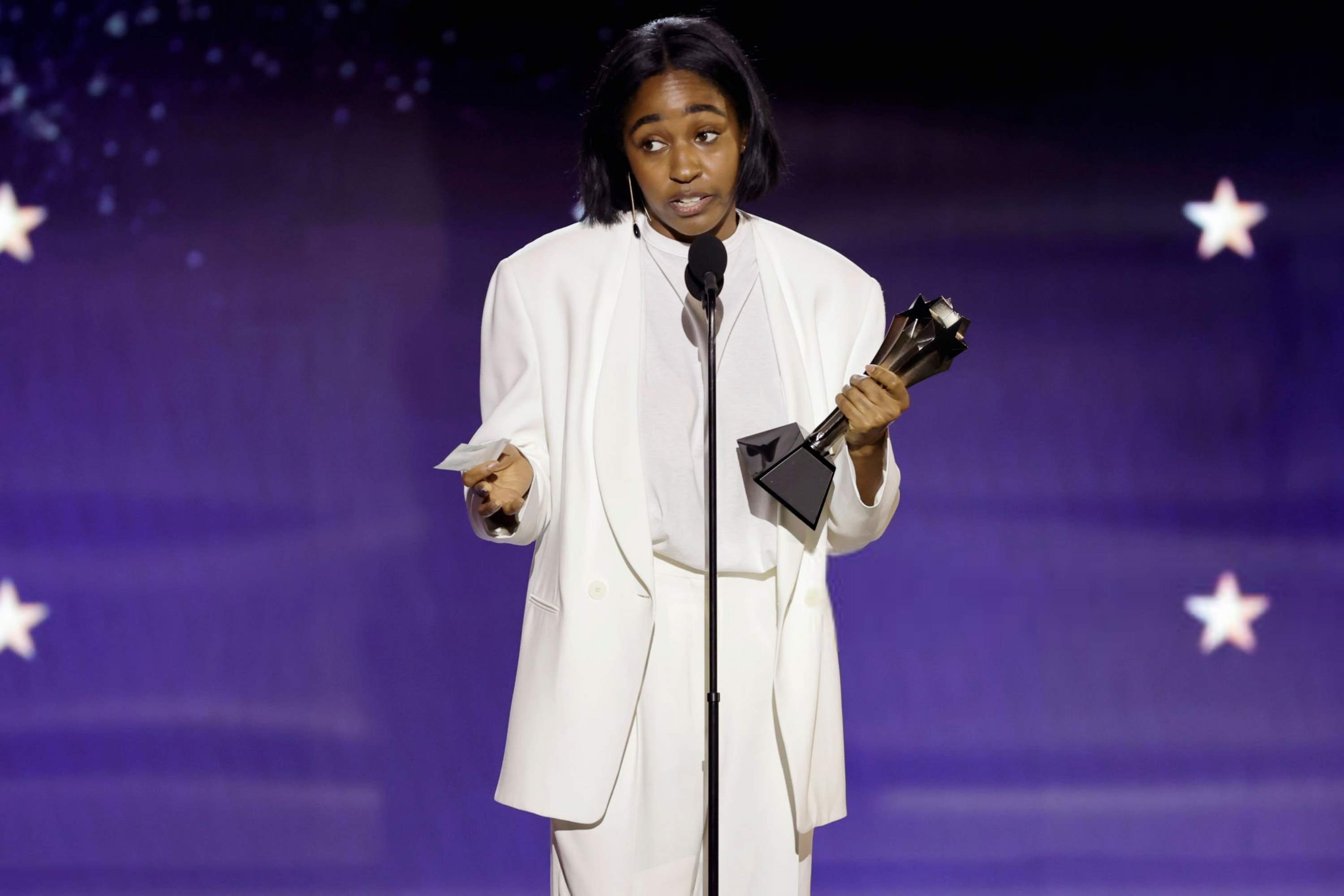29thcriticschoiceawards-show022.jpg 29thcriticschoiceawards-show022.jpg