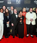 Filename=29thcriticschoiceawards-pressroom015.jpg
Filesize=316KiB
Dimensions=3000x2001
Date added=Dec 21, 2025 29thcriticschoiceawards-pressroom015.jpg