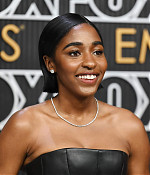 75themmyawards-arrivals002.jpg