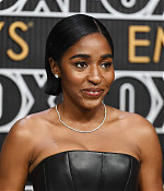 75themmyawards-arrivals005.jpg