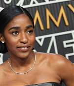 75themmyawards-arrivals021.jpg