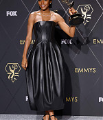 75themmyawards-pressroom021.jpg