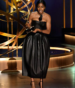 75themmyawards-show018.jpg