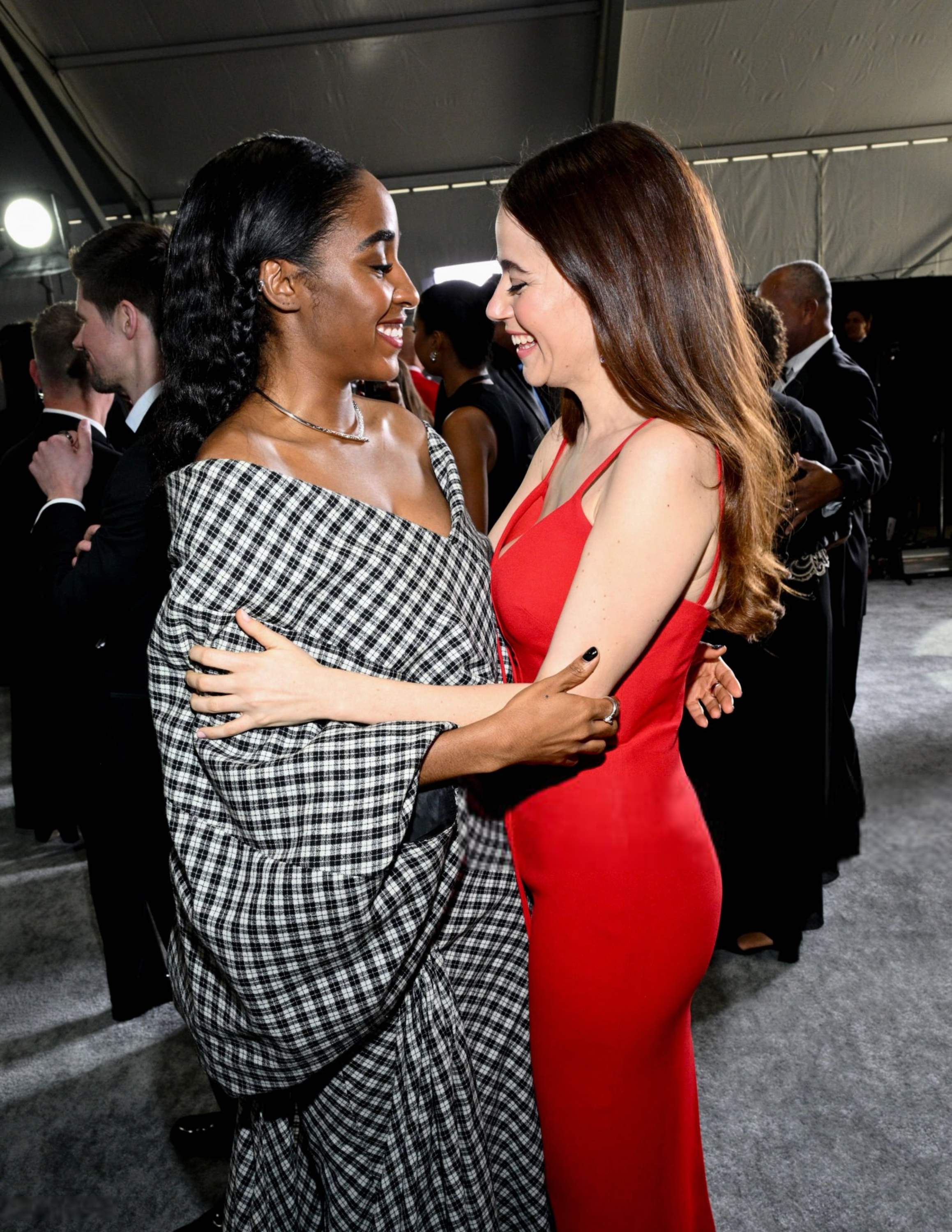 30thsagawards-arrivals010.jpg 30thsagawards-arrivals010.jpg