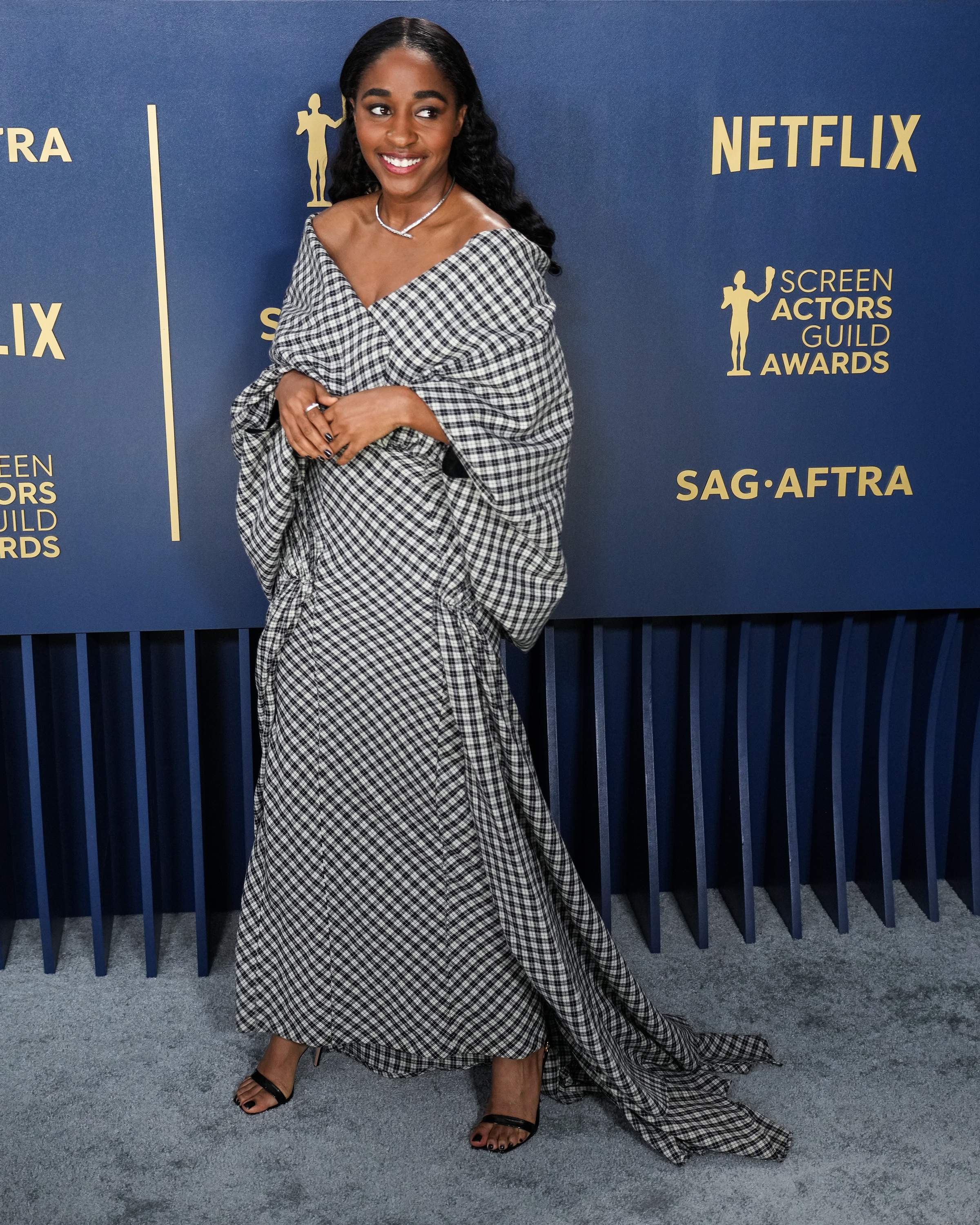 30thsagawards-arrivals048.jpg