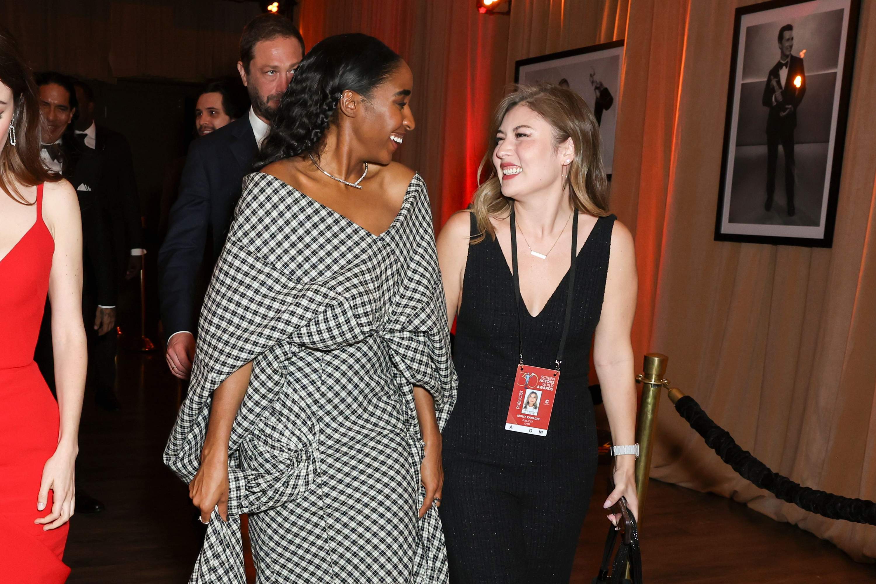 30thsagawards-backstage002.jpg