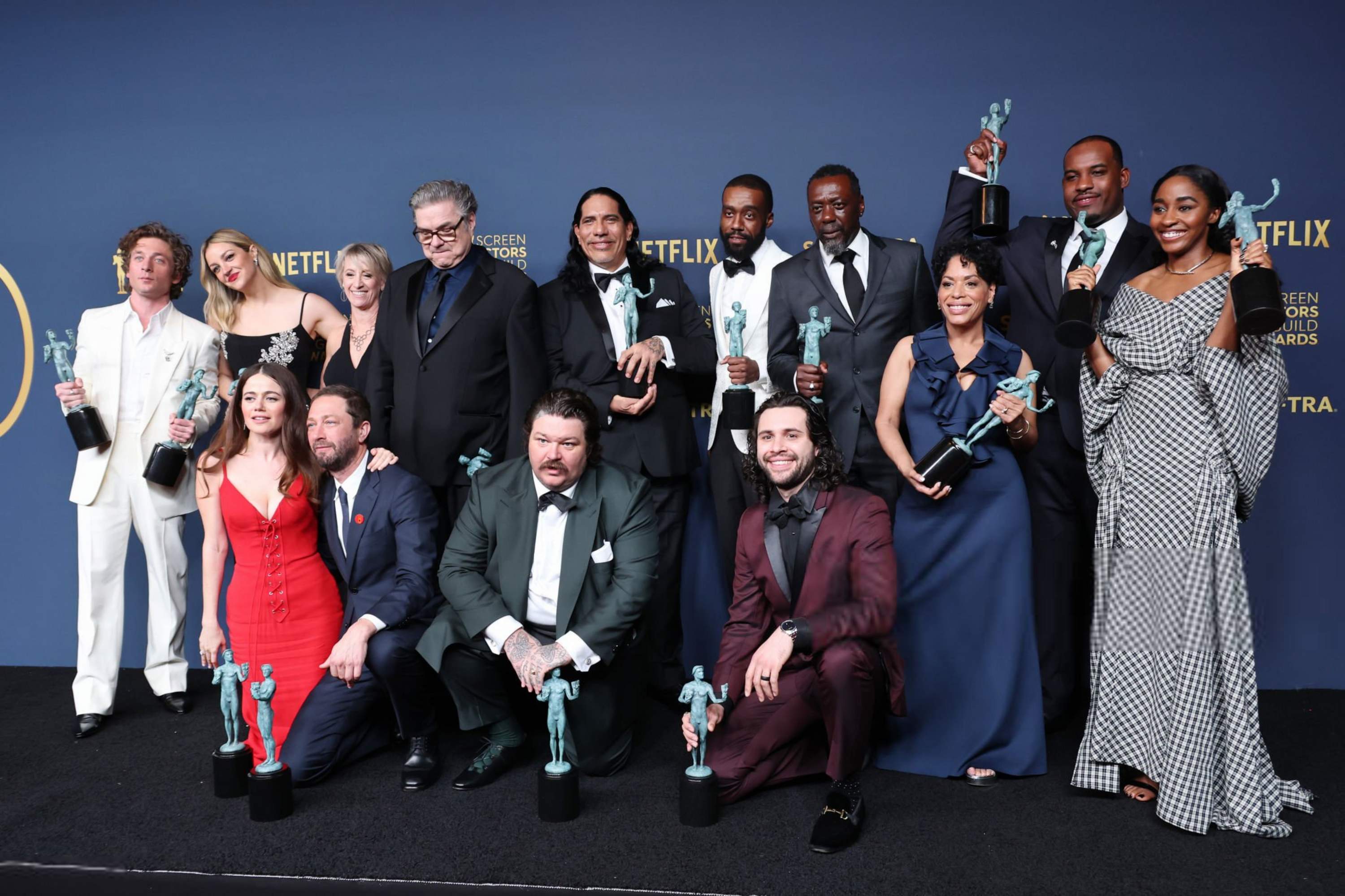 30thsagawards-pressroom054.jpg 30thsagawards-pressroom054.jpg