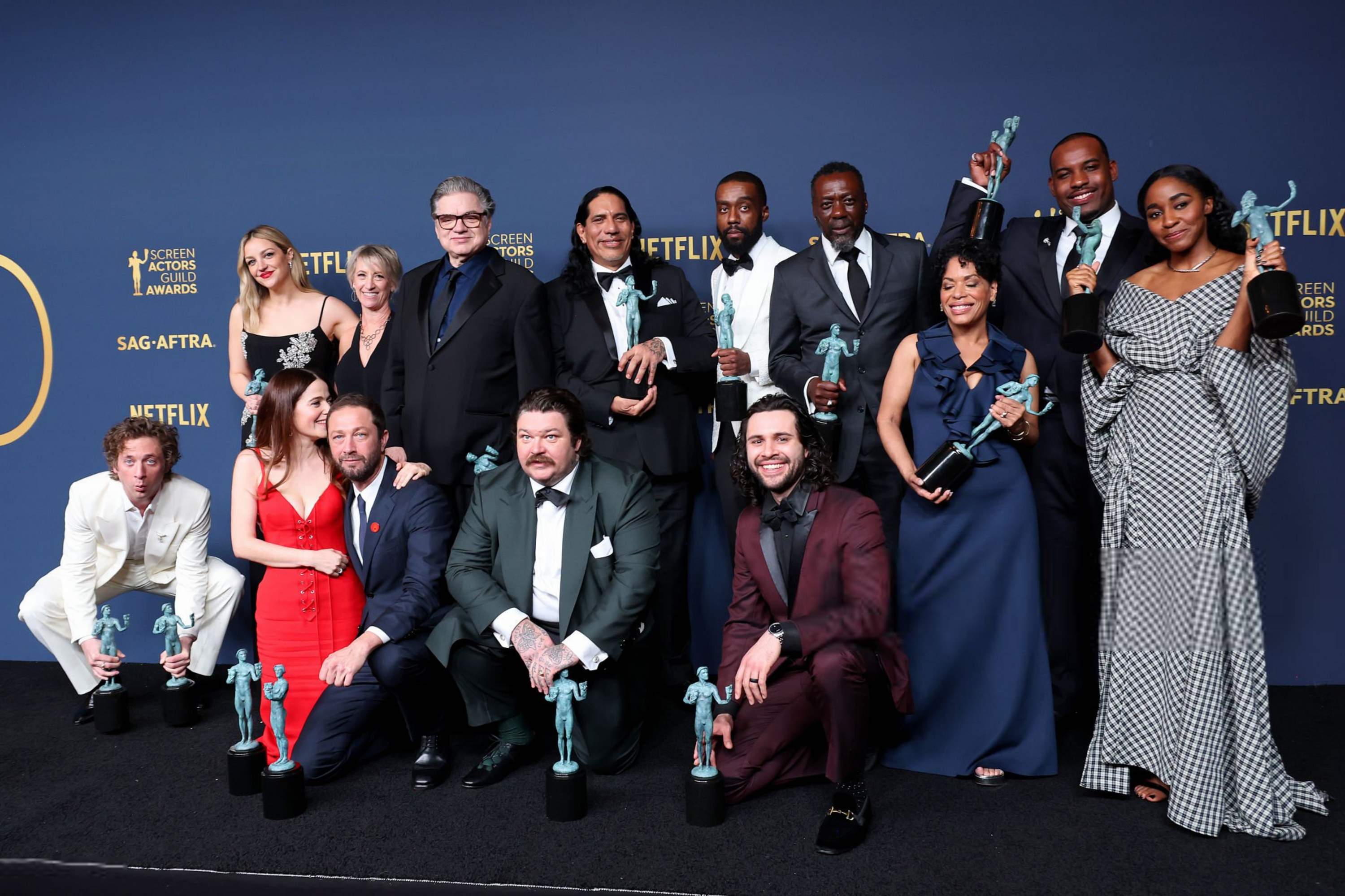 30thsagawards-pressroom057.jpg 30thsagawards-pressroom057.jpg