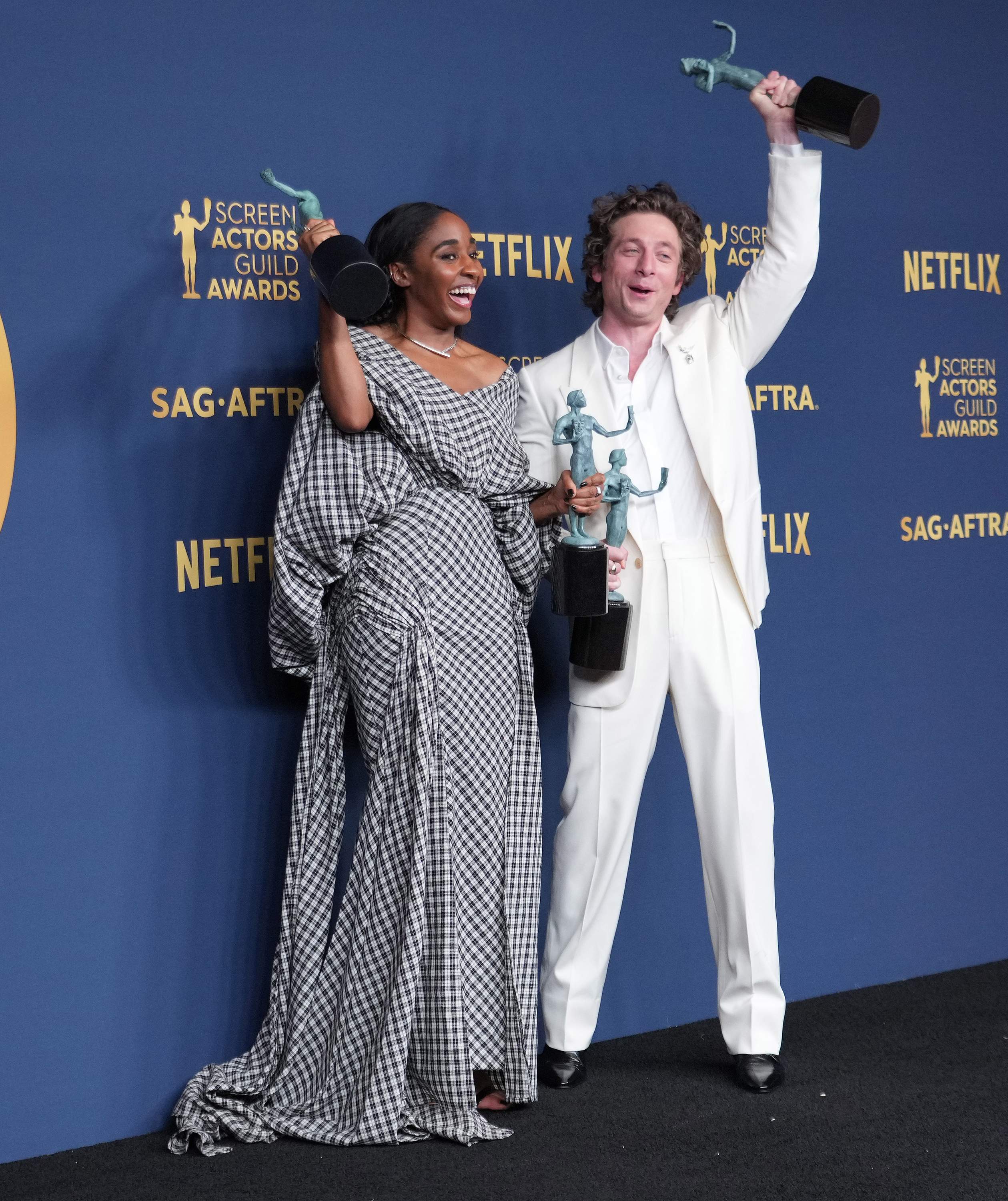30thsagawards-pressroom139.jpg