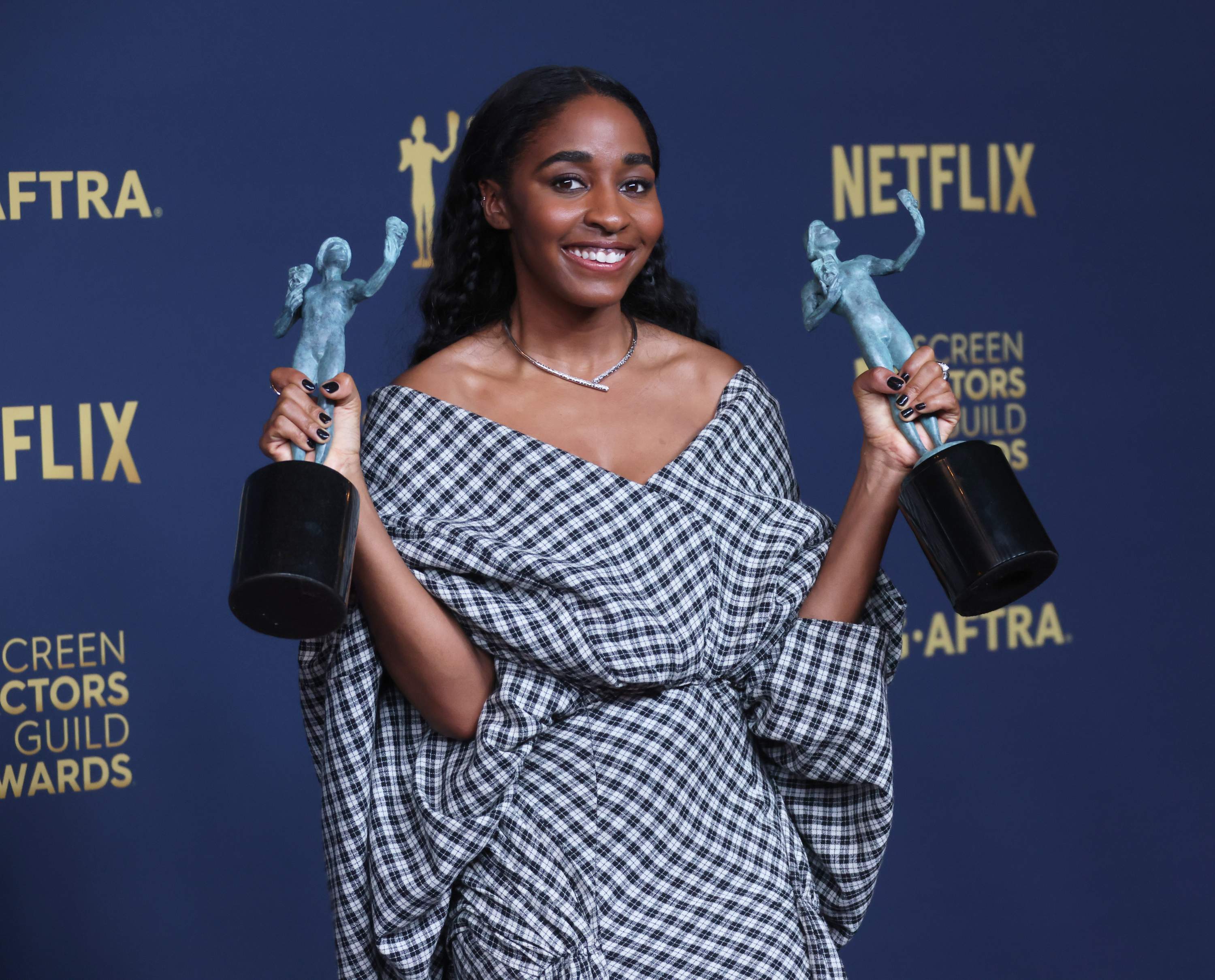 30thsagawards-pressroom158.jpg 30thsagawards-pressroom158.jpg