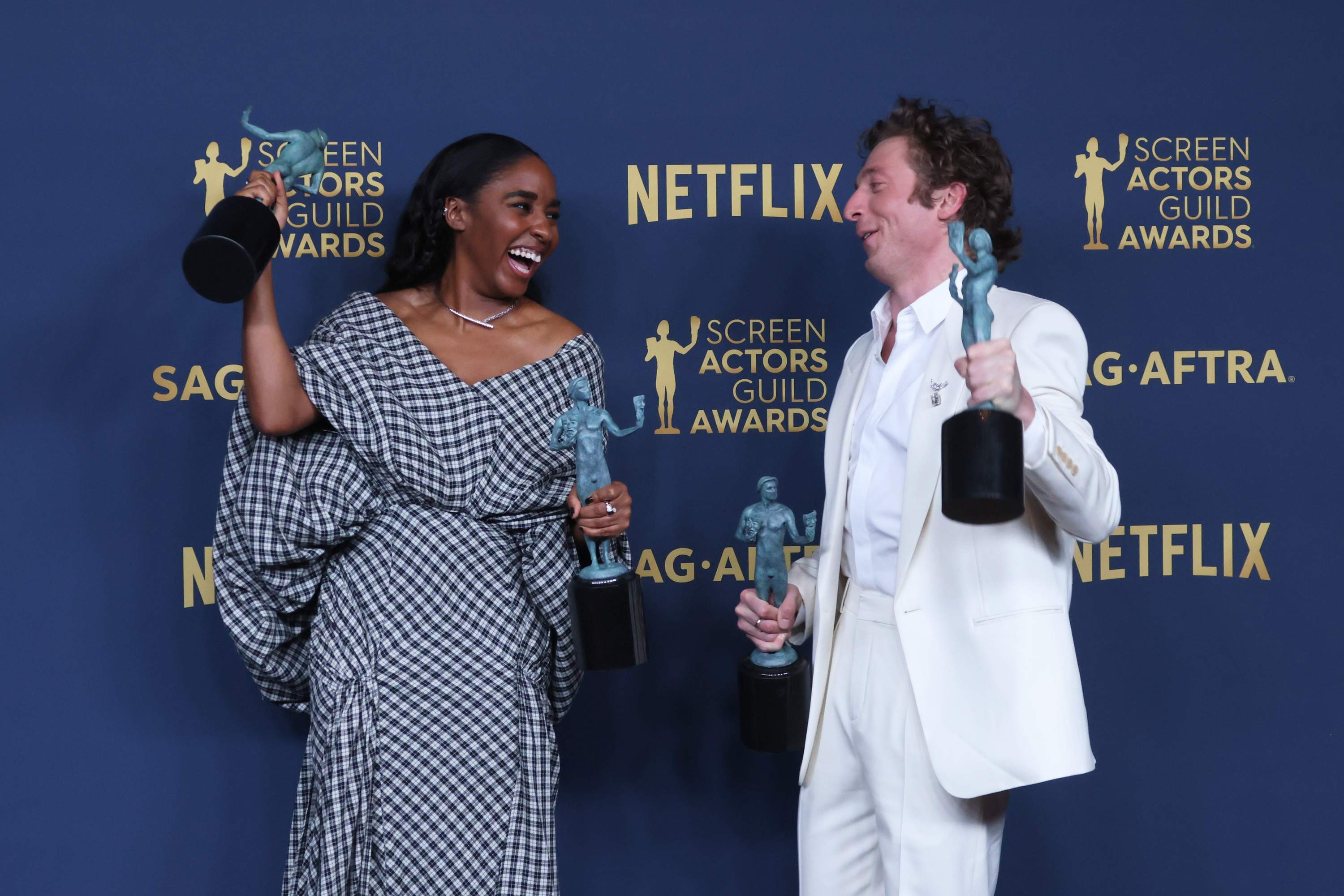 30thsagawards-pressroom163.jpg