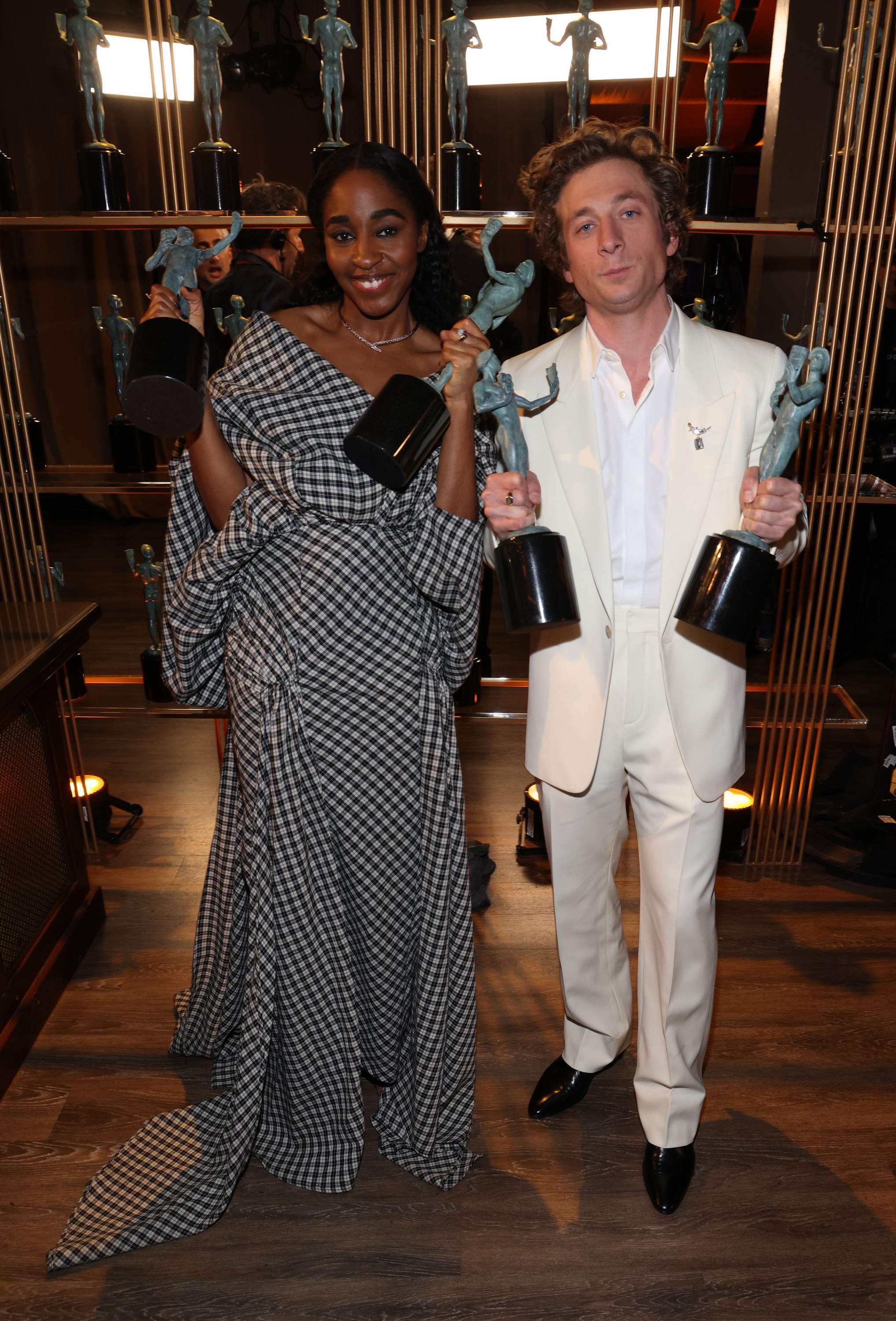 30thsagawards-trophyroom006.jpg