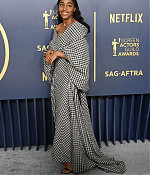 Filename=30thsagawards-arrivals001.jpg
Filesize=623KiB
Dimensions=2100x3000
Date added=Dec 24, 2025 30thsagawards-arrivals001.jpg