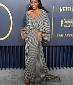 Filename=30thsagawards-arrivals018.jpg
Filesize=688KiB
Dimensions=2100x3000
Date added=Dec 24, 2025 30thsagawards-arrivals018.jpg