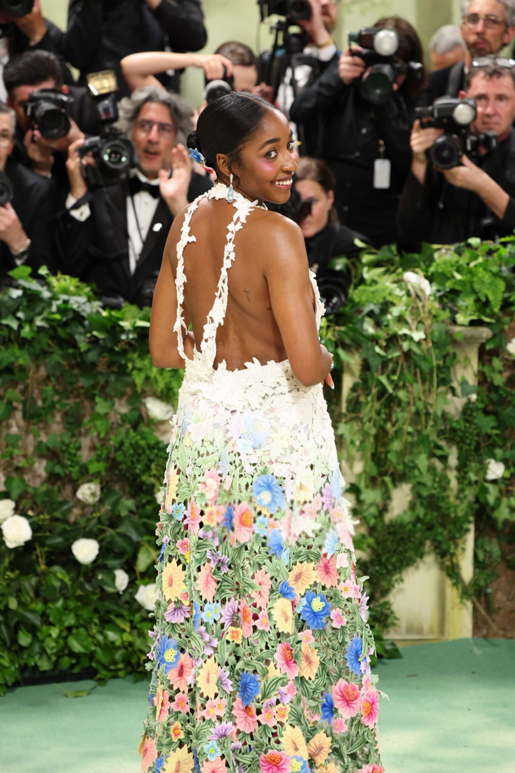 05-06-2024_metgala-arrivals049.jpg 05-06-2024_metgala-arrivals049.jpg