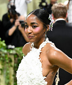 05-06-2024_metgala-arrivals008.jpg