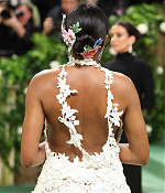 05-06-2024_metgala-arrivals044.jpg