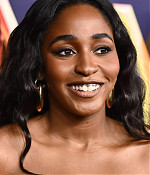 09-15-2024_76themmyawards-arrivals001.jpg