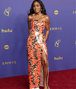 09-15-2024_76themmyawards-arrivals020.jpg