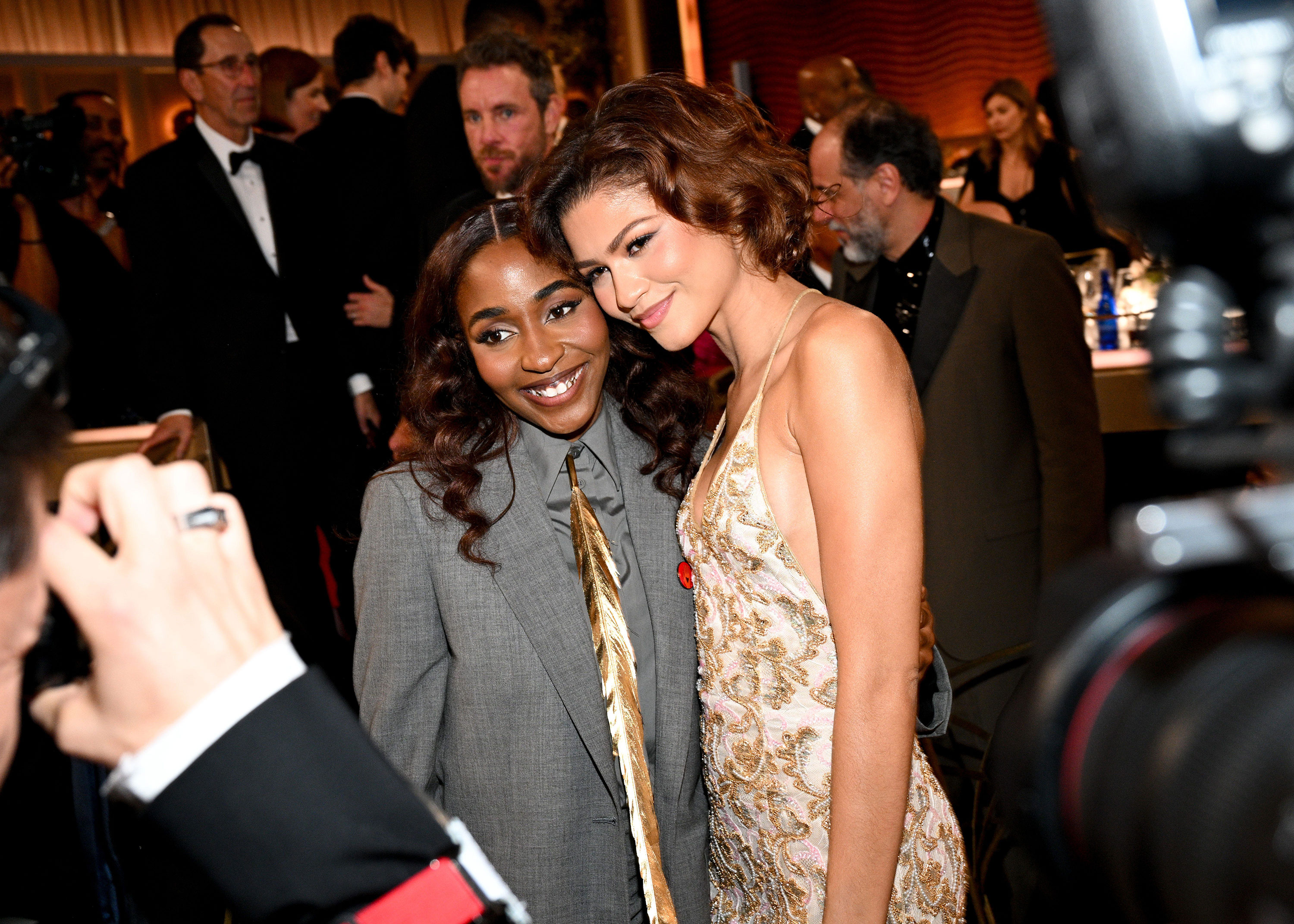 01-05-2025_82ndgoldenglobes-audience004.jpg