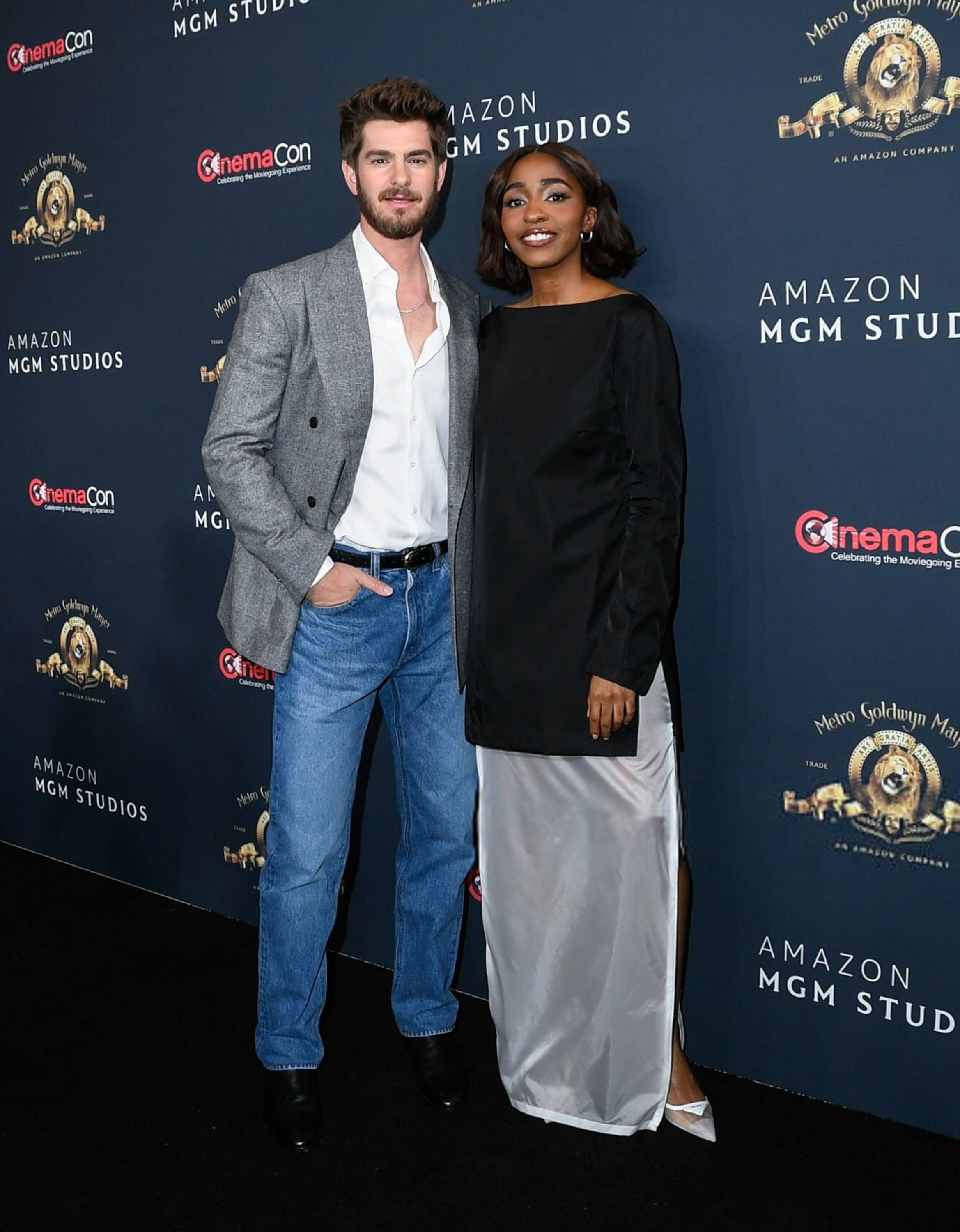 04-02-2025_cinemacon-arrivals056.jpg