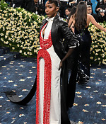 05-05-2025_metgala-arrivals001.jpg