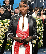 Filename=05-05-2025_metgala-arrivals008.jpg
Filesize=910KiB
Dimensions=2000x3000
Date added=Nov 04, 2025 05-05-2025_metgala-arrivals008.jpg