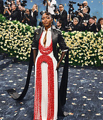 05-05-2025_metgala-arrivals021.jpg