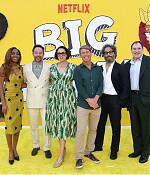 Filename=05-22-2025_bigmouthpremiere-arrivals051.jpg
Filesize=660KiB
Dimensions=3000x2143
Date added=Nov 04, 2025 05-22-2025_bigmouthpremiere-arrivals051.jpg