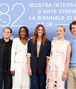 Filename=08-29-2025_82ndvenicefilmfestival-photocall018.jpg
Filesize=627KiB
Dimensions=3000x2000
Date added=Nov 03, 2025 08-29-2025_82ndvenicefilmfestival-photocall018.jpg
