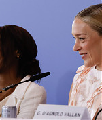 Filename=08-29-2025_82ndvenicefilmfestival-pressconference002.jpg
Filesize=176KiB
Dimensions=1800x1014
Date added=Nov 16, 2025 08-29-2025_82ndvenicefilmfestival-pressconference002.jpg