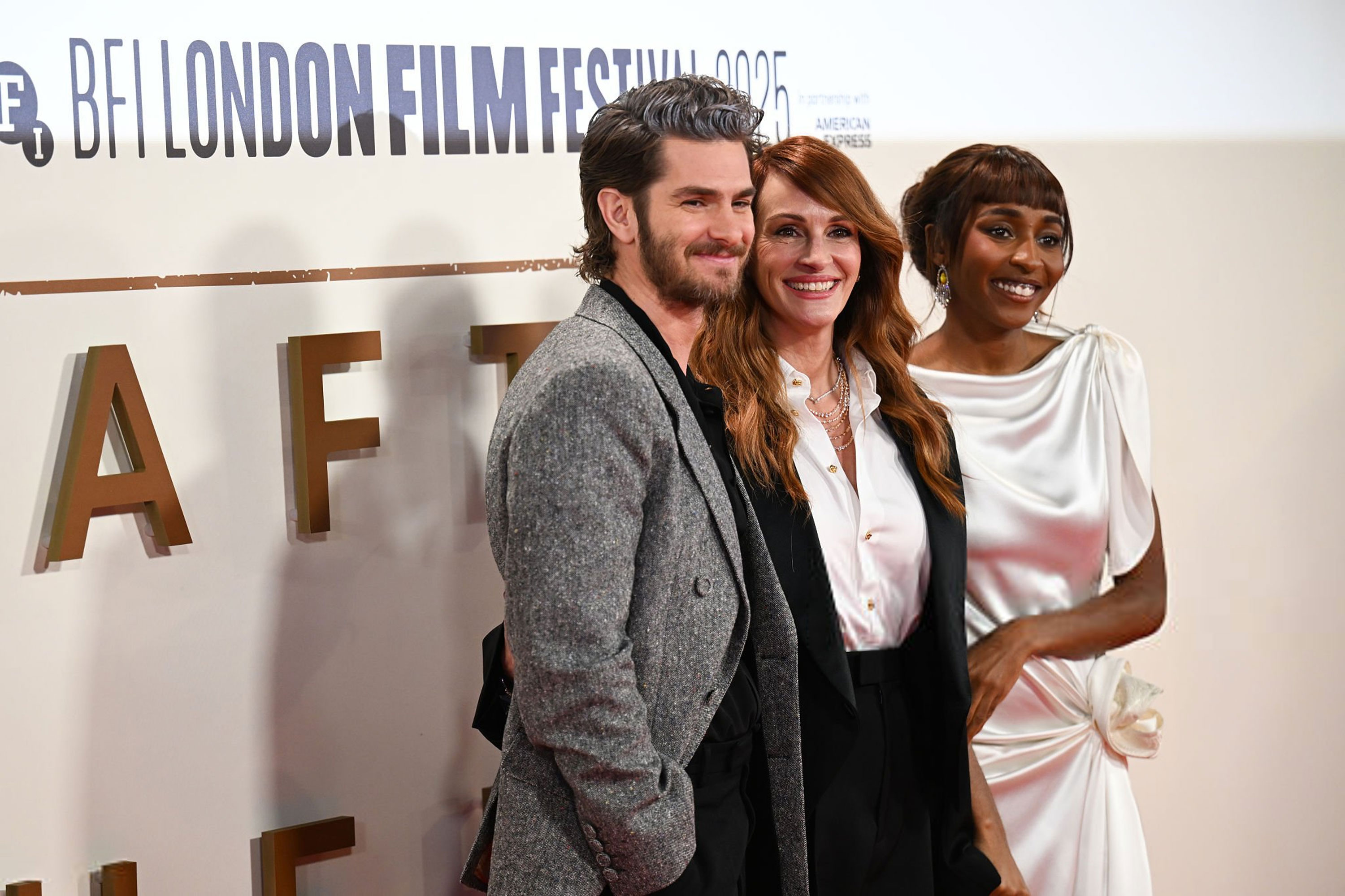 10-11-2025_69thlondonfilmfestival-arrivals100.jpg 10-11-2025_69thlondonfilmfestival-arrivals100.jpg
