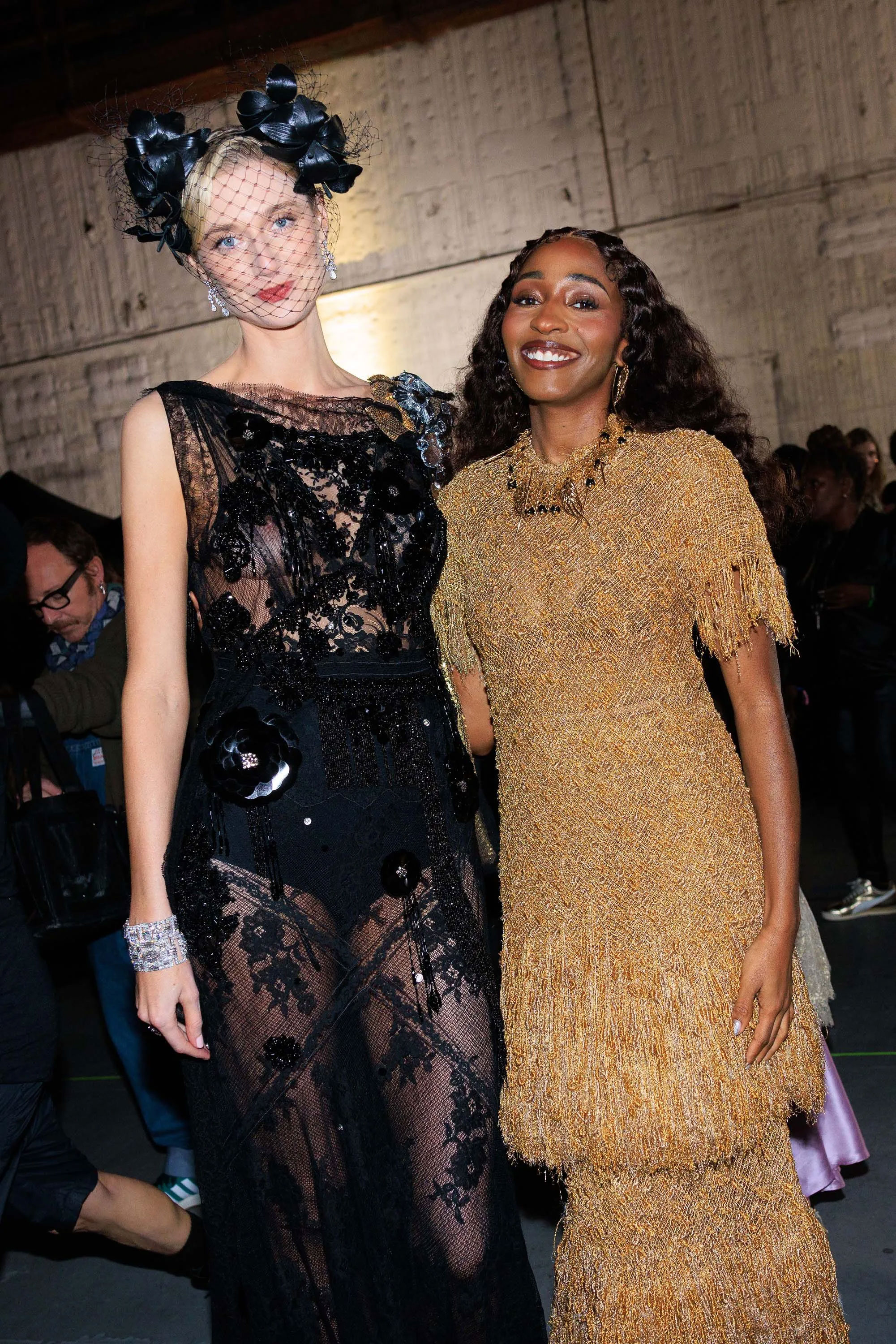10-26-2025_vogueworld-backstage001.jpg 10-26-2025_vogueworld-backstage001.jpg