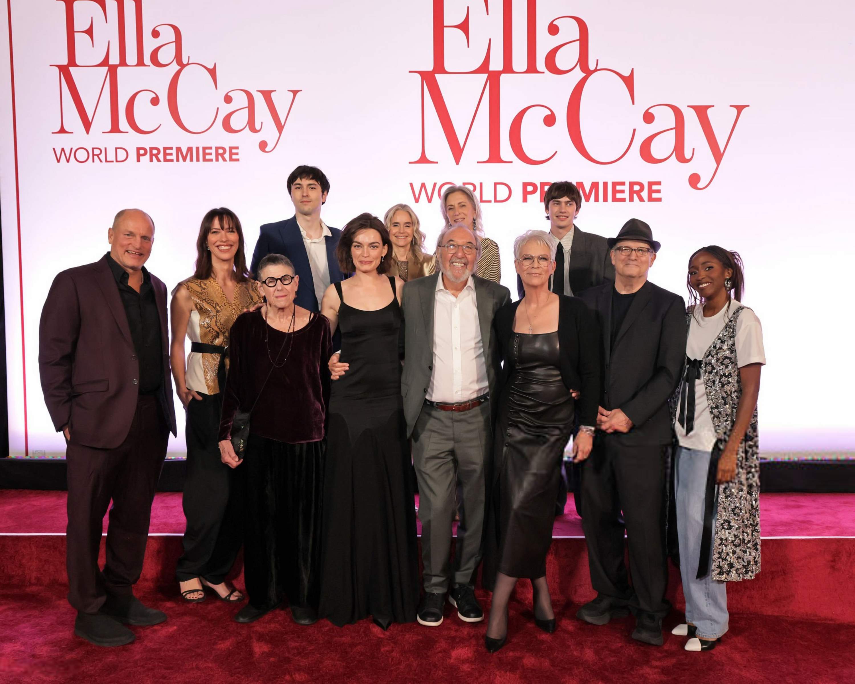 ellamccaylapremiere-arrivals016.jpg ellamccaylapremiere-arrivals016.jpg