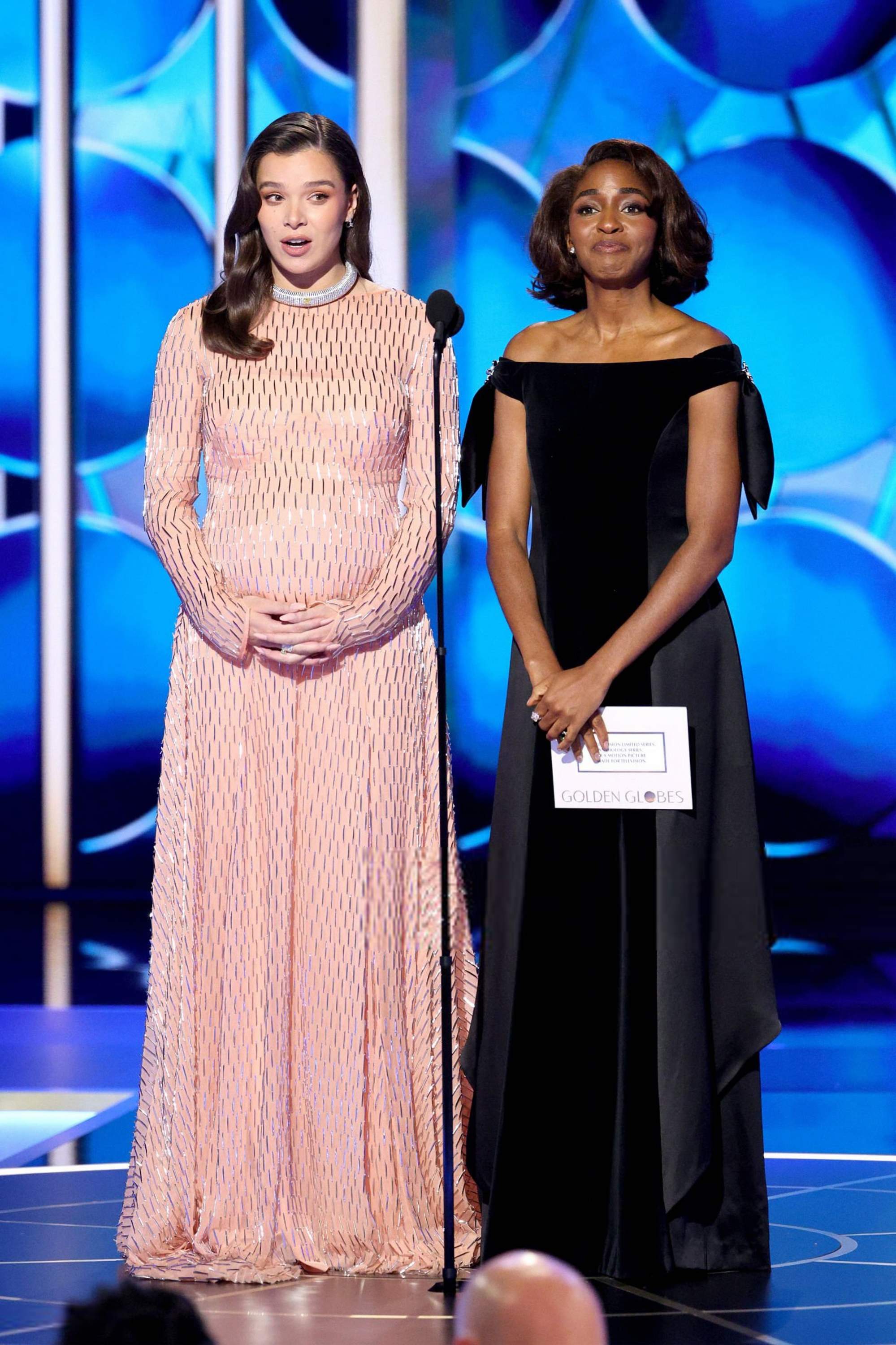 83rdgoldenglobes-show007.jpg