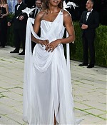 2026metgala-arrivals055.jpg